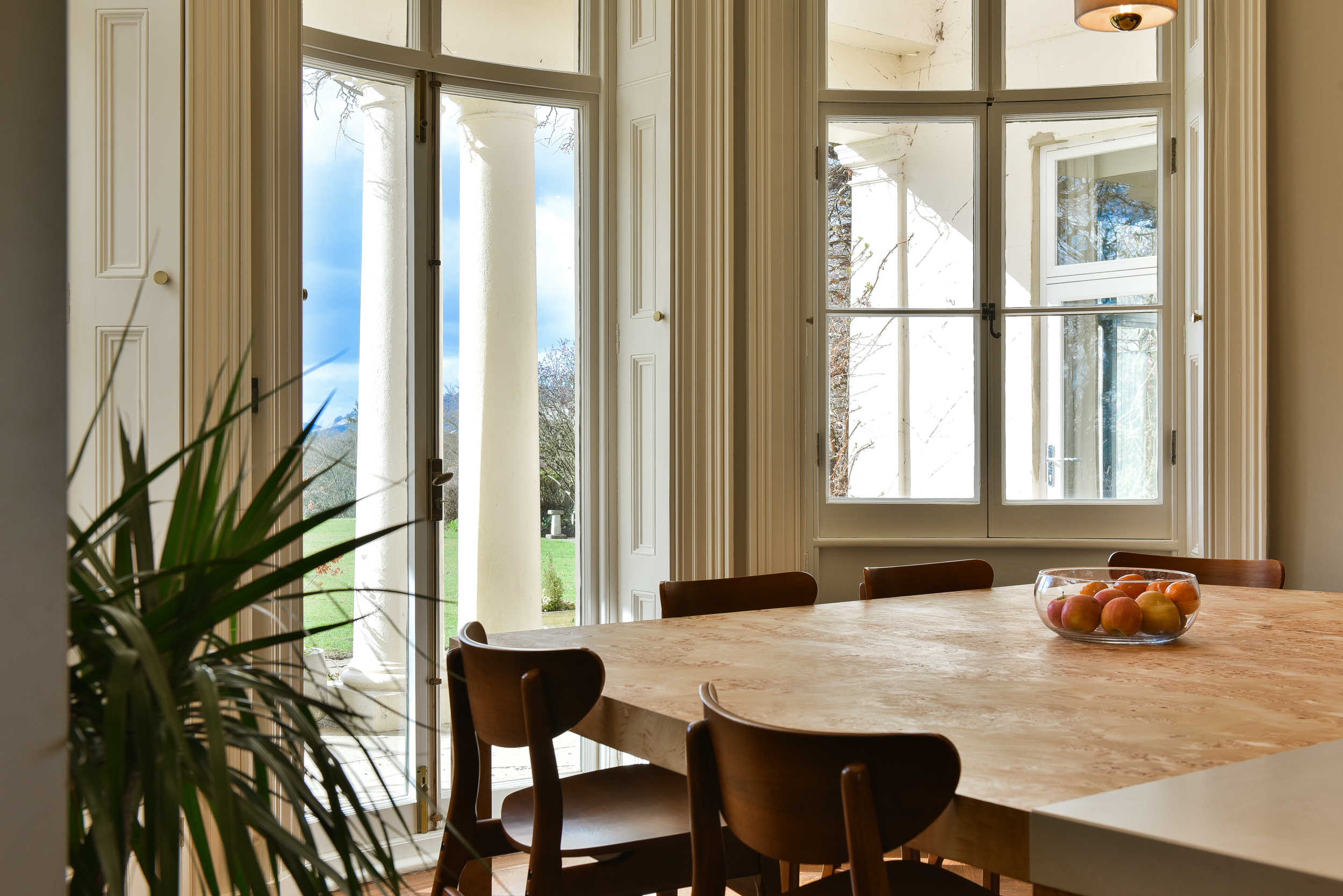 2 bespoke_art_deco_burr_poplar_kitchen_island_reigate_surrey