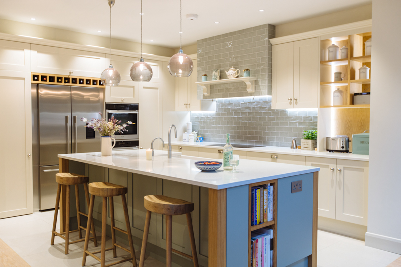 neutral_bespoke_shaker_kitchen_furniture_east_sheen_south_london